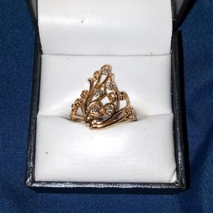 Vintage 10kt diamond accents filagree ring